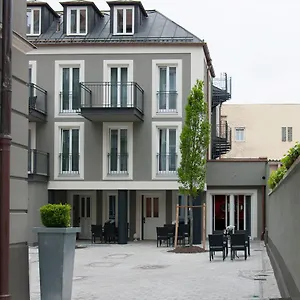 https://hotel-im-hof.getmunichhotels.com